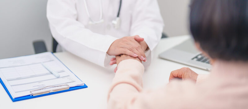 Les thérapies alternatives : La Fondation contre le Cancer tire la sonnette d’alarme